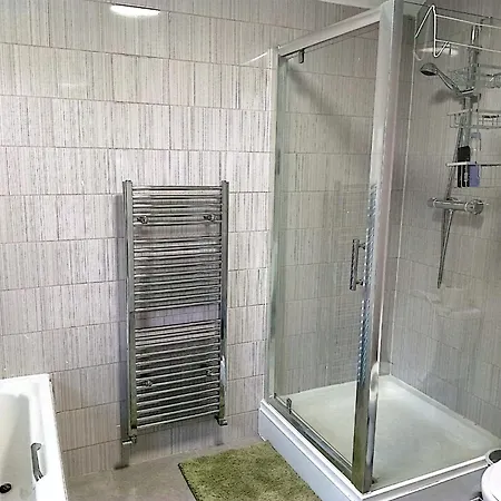 Ypcc Rhodesway * Bradford (West Yorkshire)