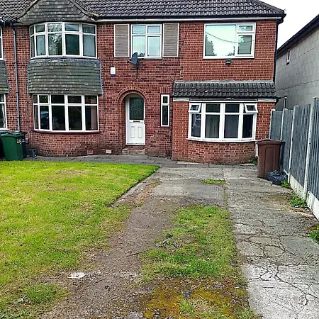 Ypcc Rhodesway Apartment Bradford (West Yorkshire)